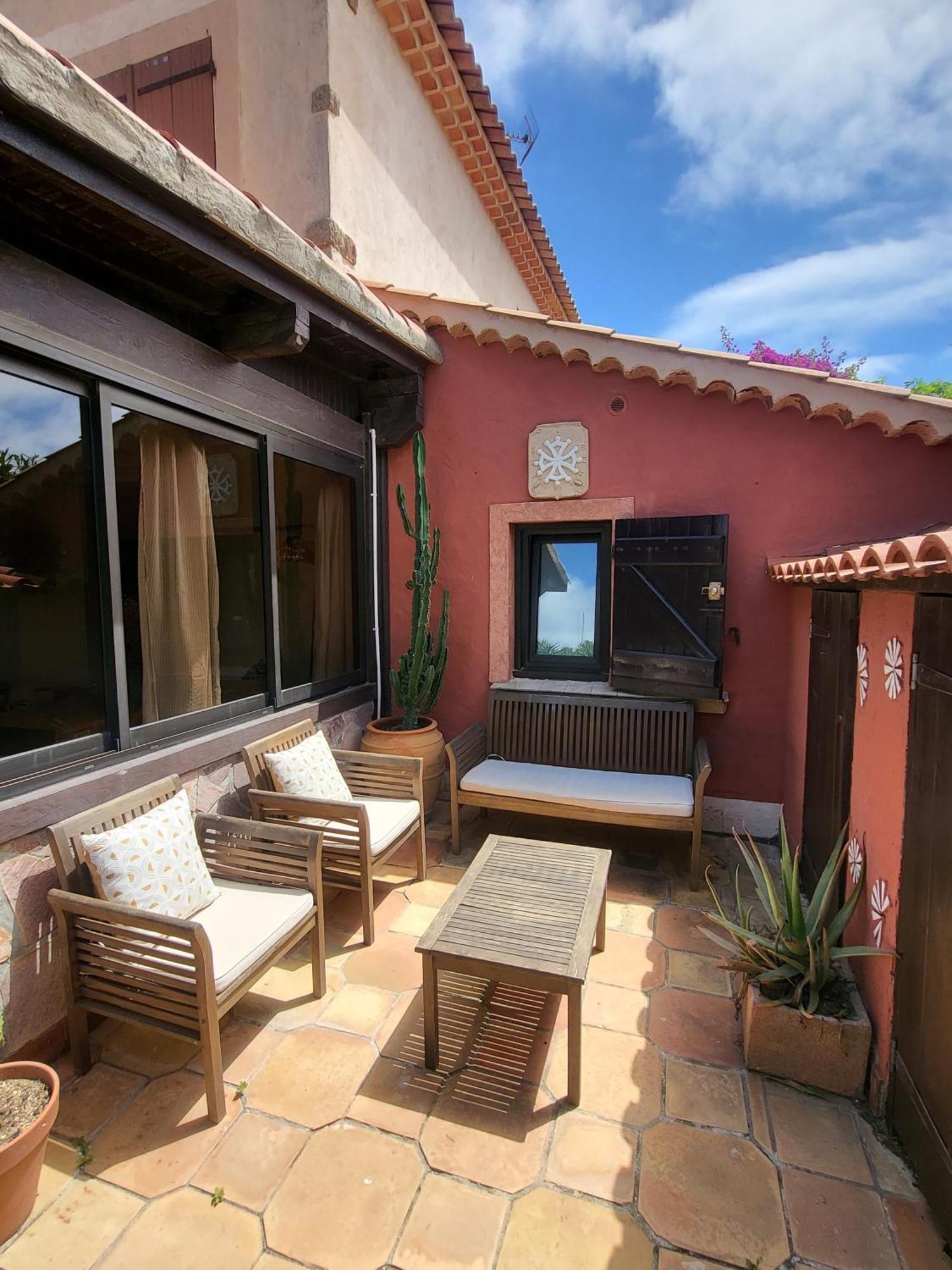 Mersea House At The Sea, Sainte-maxime Apartment La Nartelle